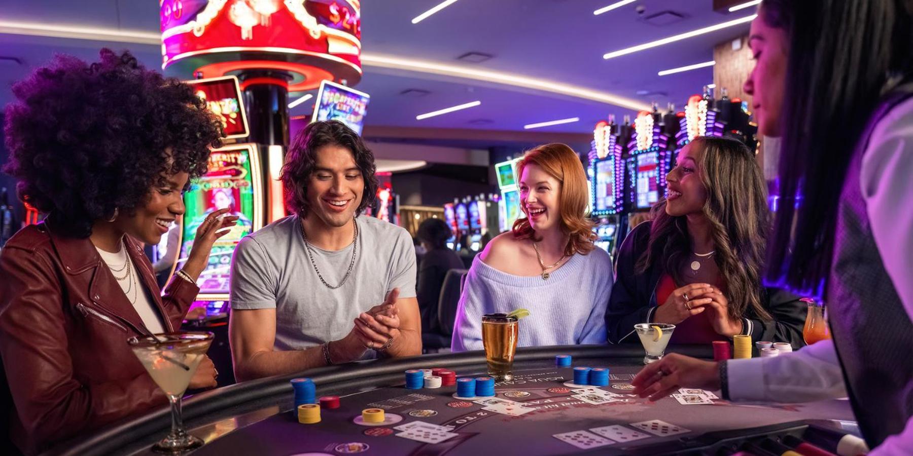 ホテル Agua Caliente Casino ランチョ・ミラージュ エクステリア 写真
