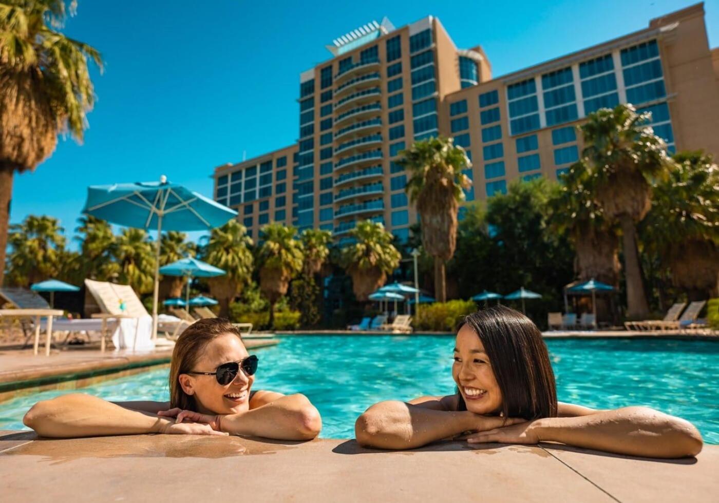 ホテル Agua Caliente Casino ランチョ・ミラージュ エクステリア 写真